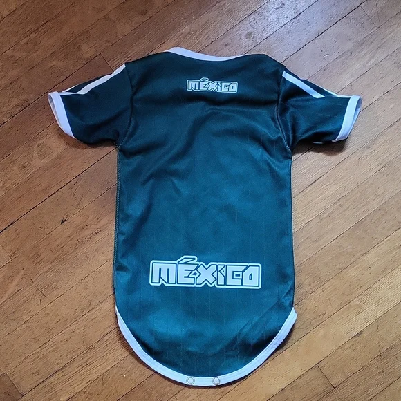 Mexico Futbol Onesie - Picture 3 of 3